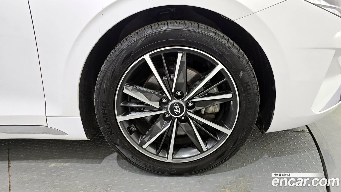 Hyundai Grandeur 2022