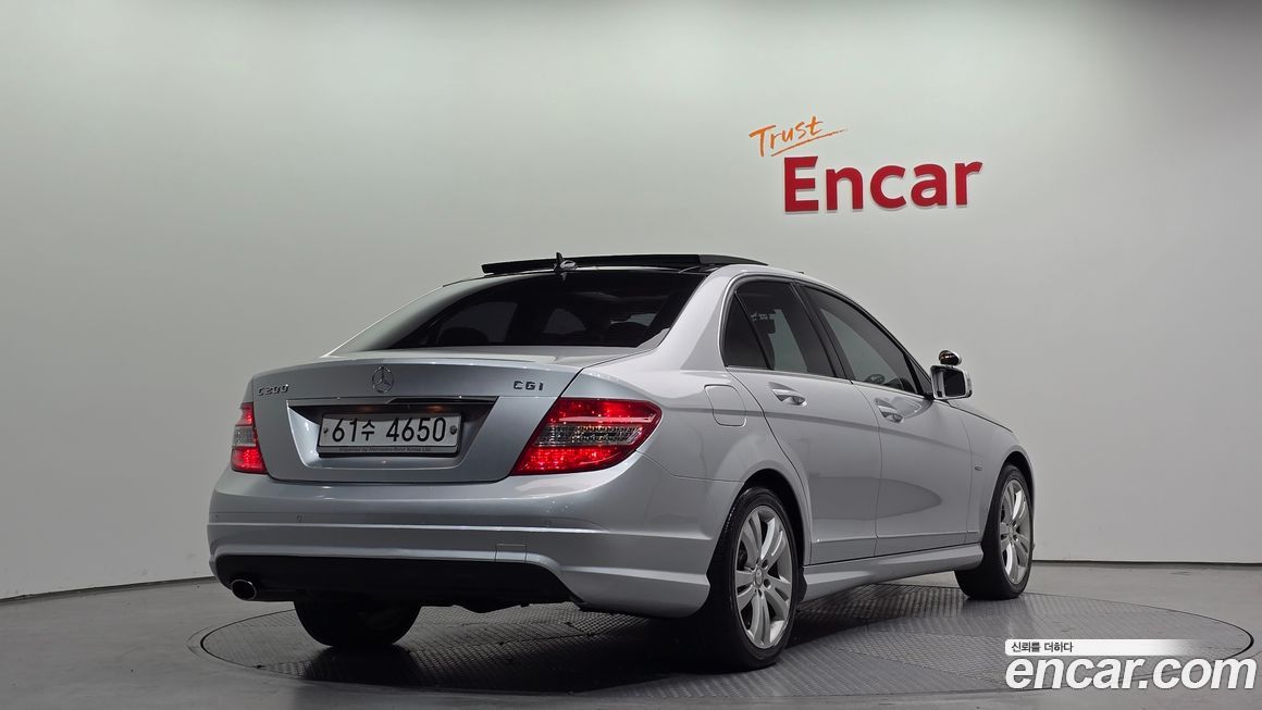 Mercedes-Benz C-Class 2010