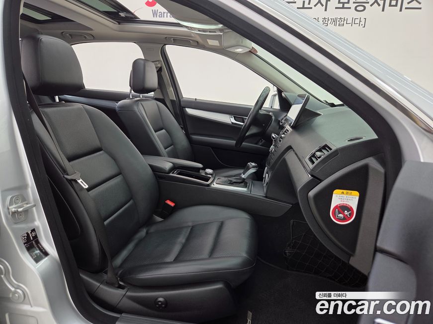 Mercedes-Benz C-Class 2010