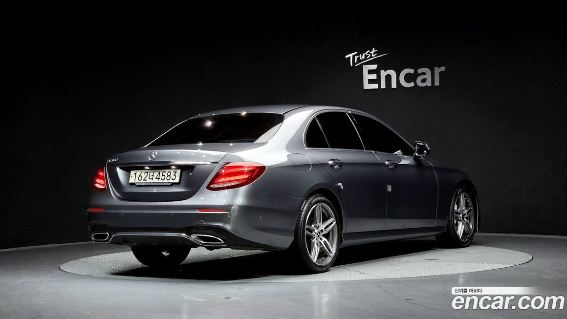 Mercedes-Benz E-Class 2019