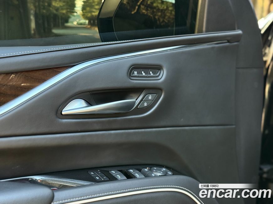 Cadillac Escalade 2023