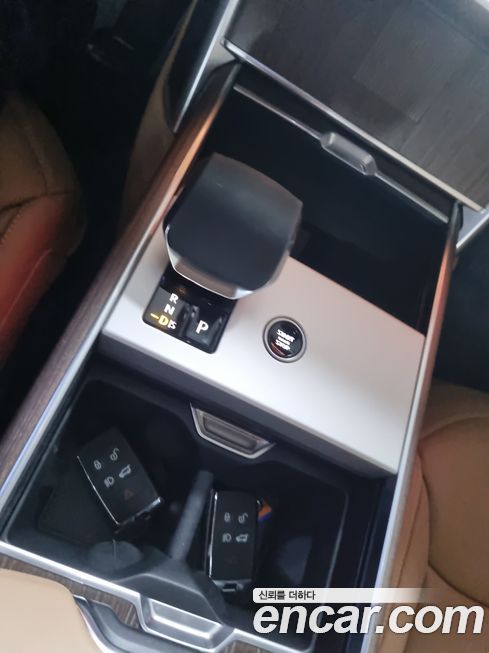 Land Rover Range Rover 2025