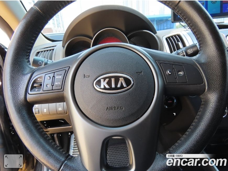 Kia Porte 2012