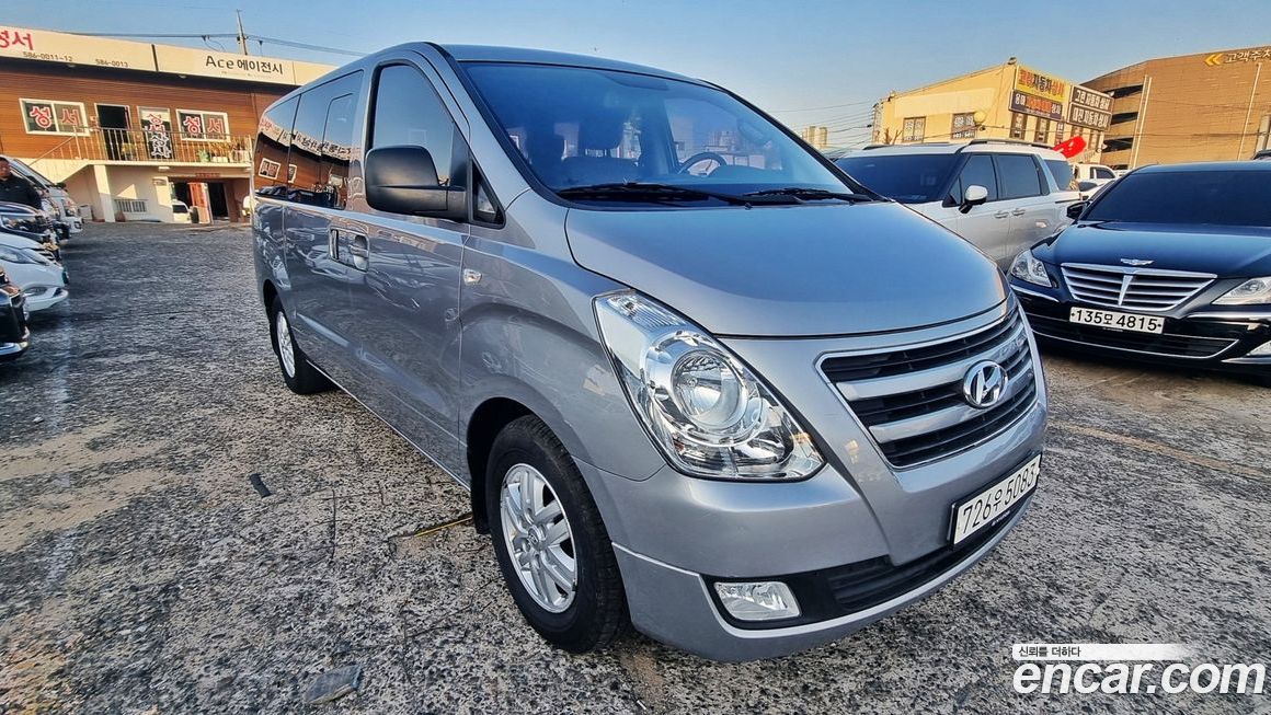 Hyundai Starex 2018