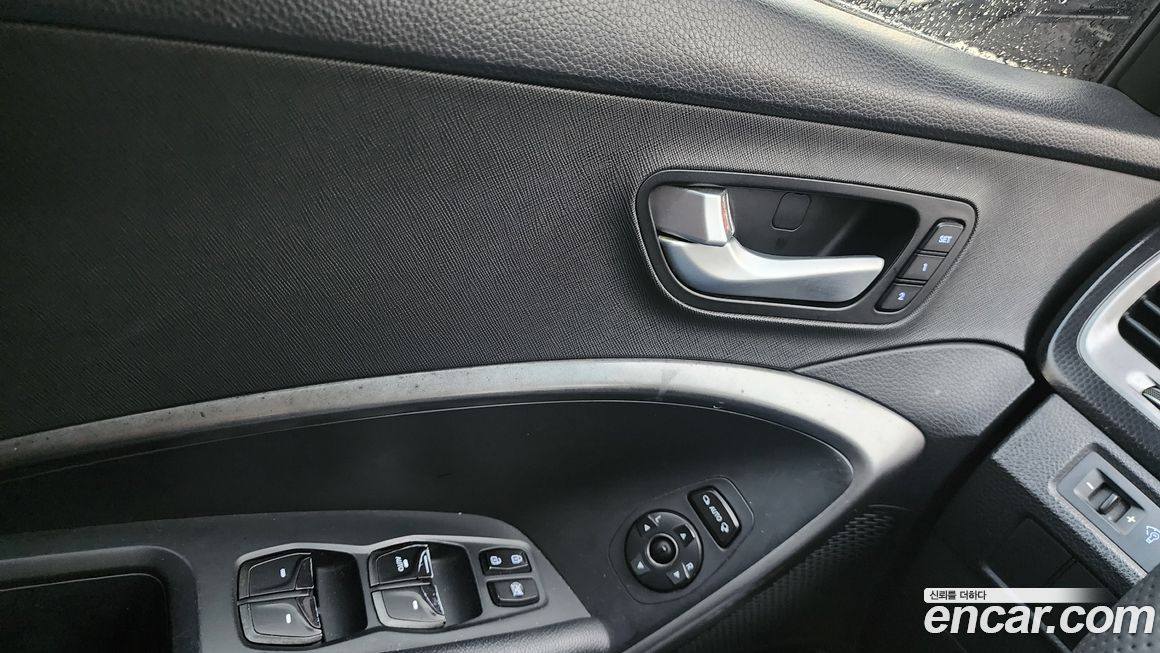 Hyundai Santafe 2016