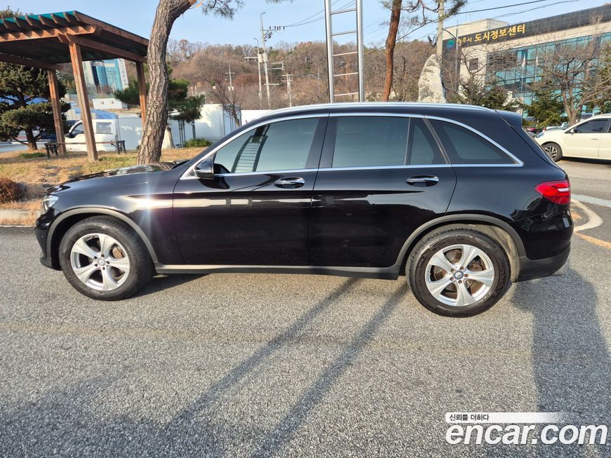 Mercedes-Benz GLC-Class 2017
