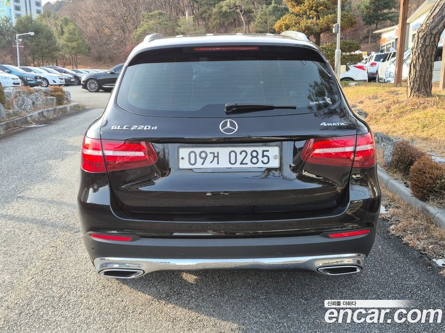 Mercedes-Benz GLC-Class 2017