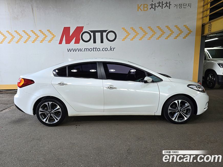 Kia K3 2015