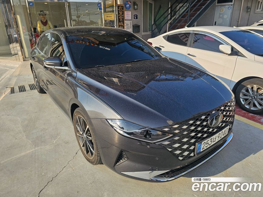 Hyundai Grandeur 2022