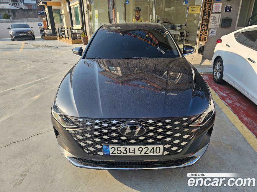 Hyundai Grandeur 2022