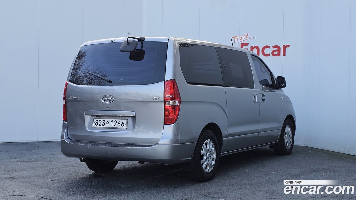 Hyundai Starex 2015