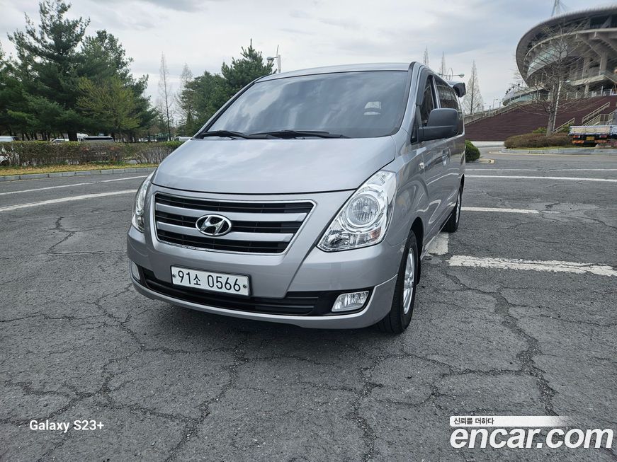 Hyundai Starex 2018