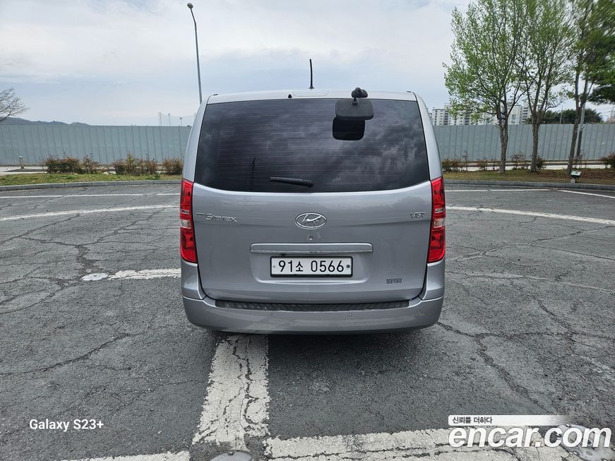 Hyundai Starex 2018