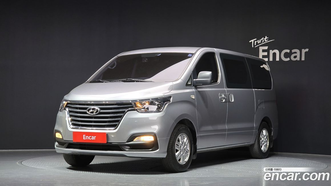 Hyundai Starex 2019