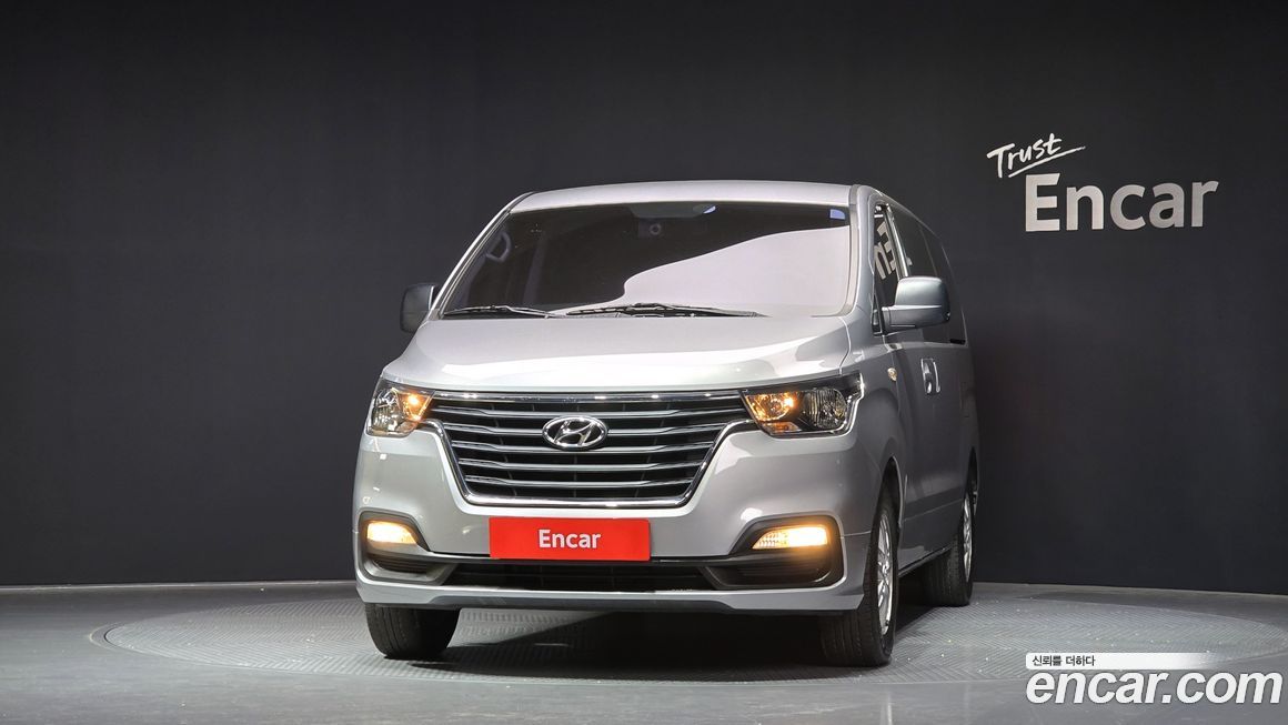 Hyundai Starex 2019