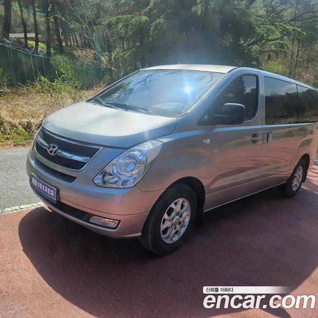 Hyundai Starex 2016