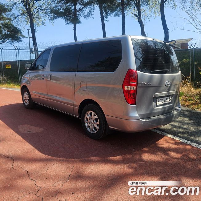 Hyundai Starex 2016