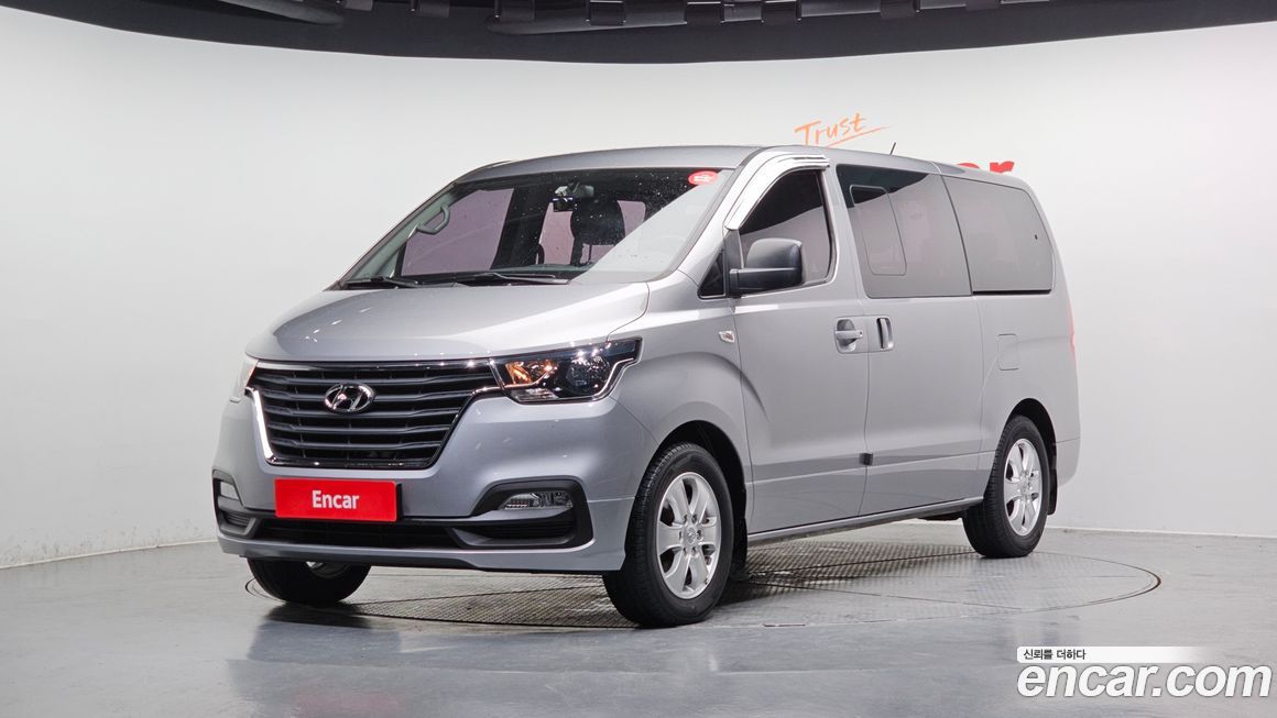 Hyundai Starex 2019