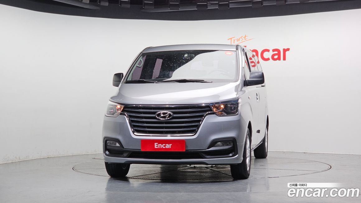 Hyundai Starex 2019
