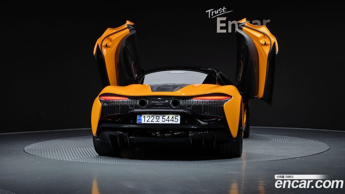 Mclaren Artura 2023