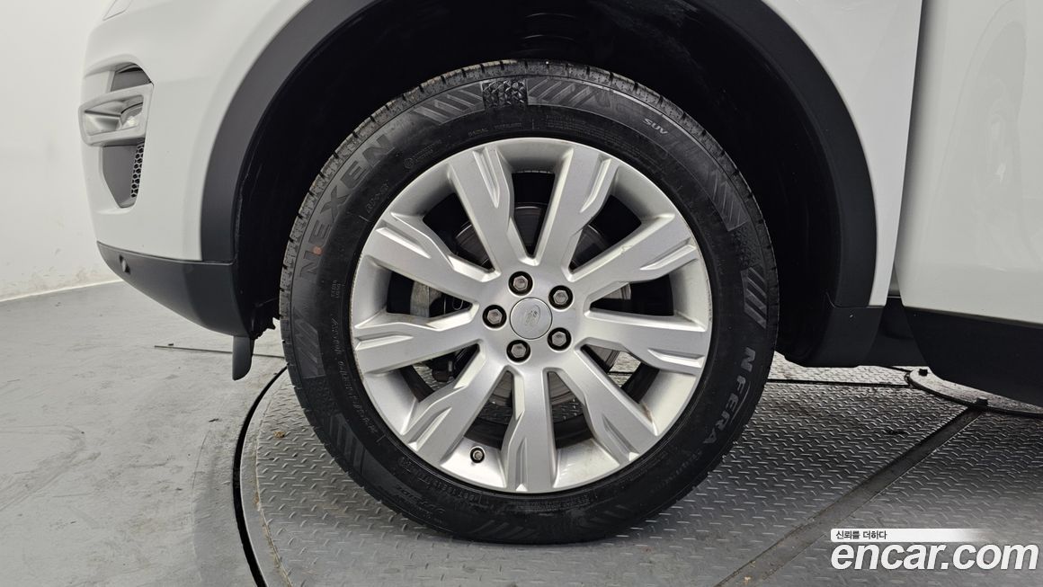 Land Rover Discovery Sport 2016