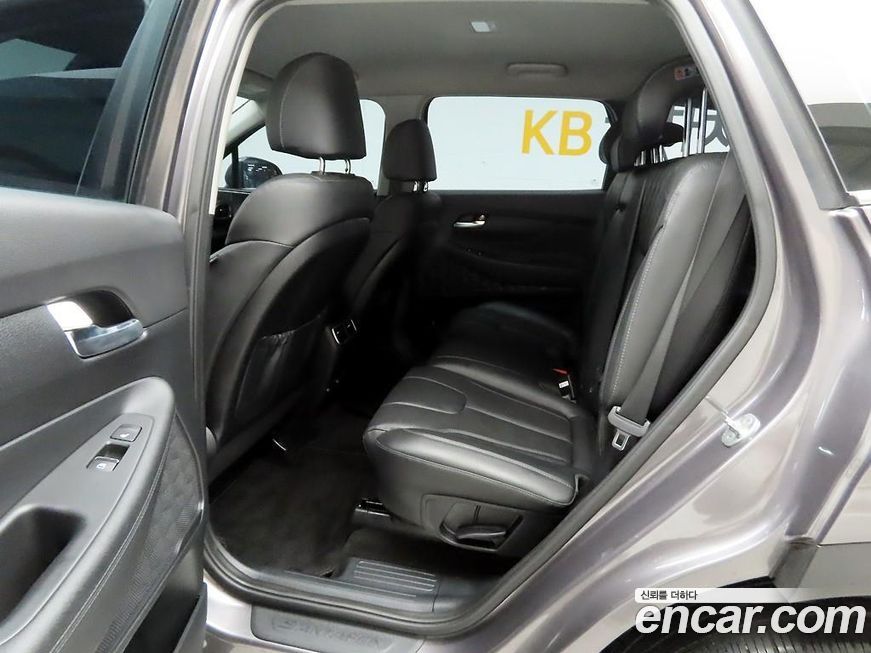 Hyundai Santafe 2022