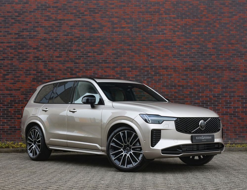 Volvo XC90 2025