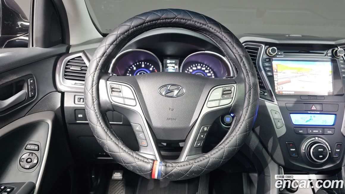 Hyundai Santafe 2015