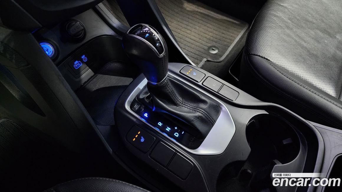 Hyundai Santafe 2016