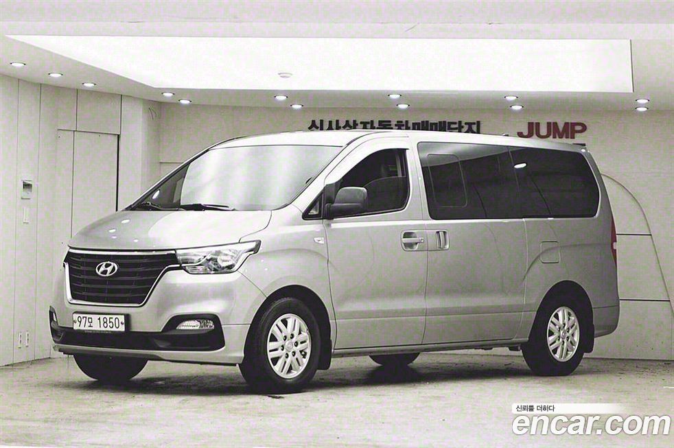 Hyundai Starex 2019