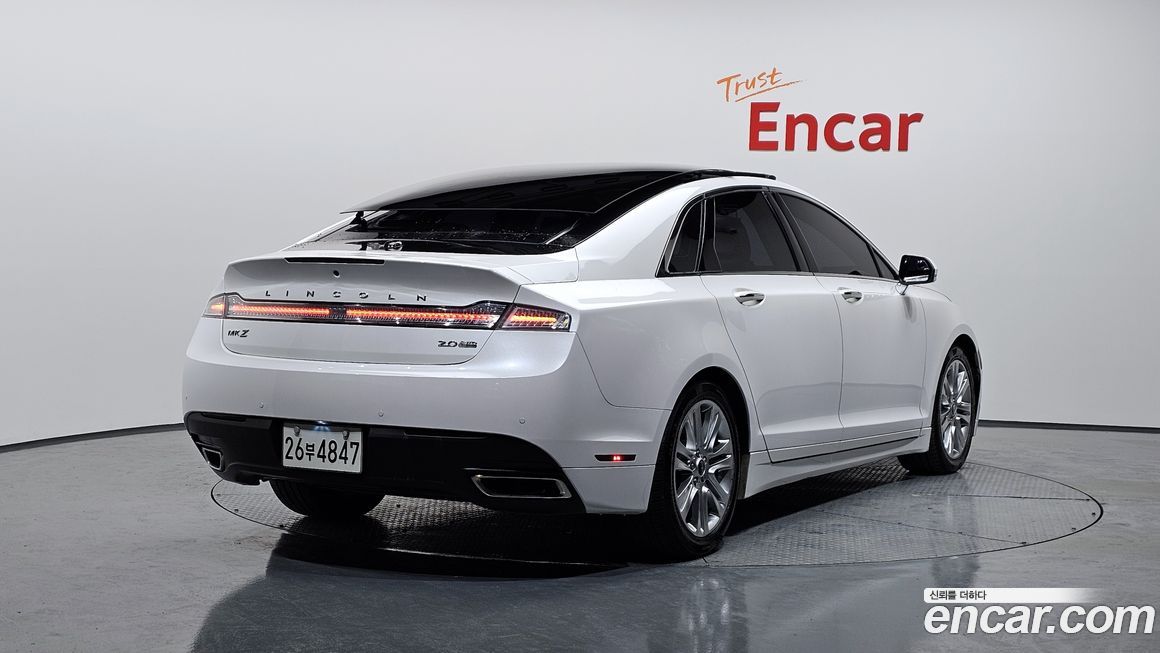Lincoln MKZ 2015