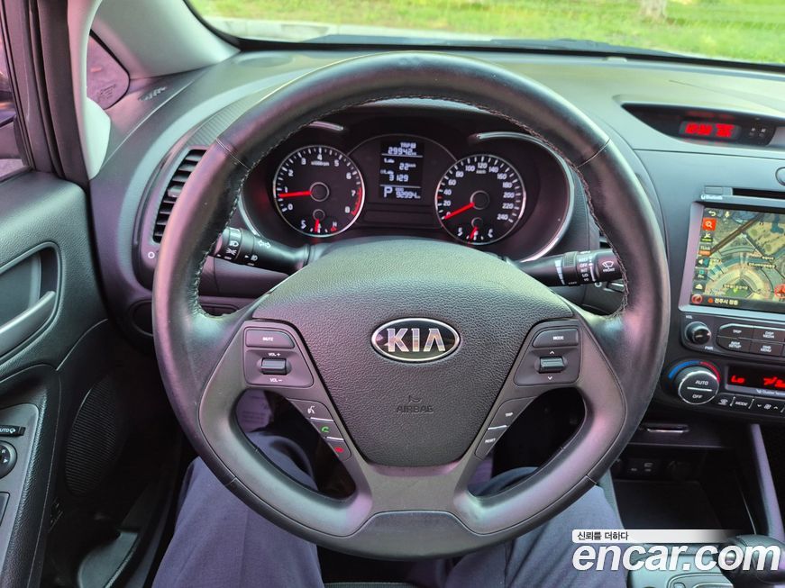 Kia K3 2015