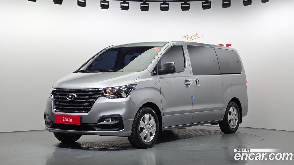 Hyundai Starex 2021