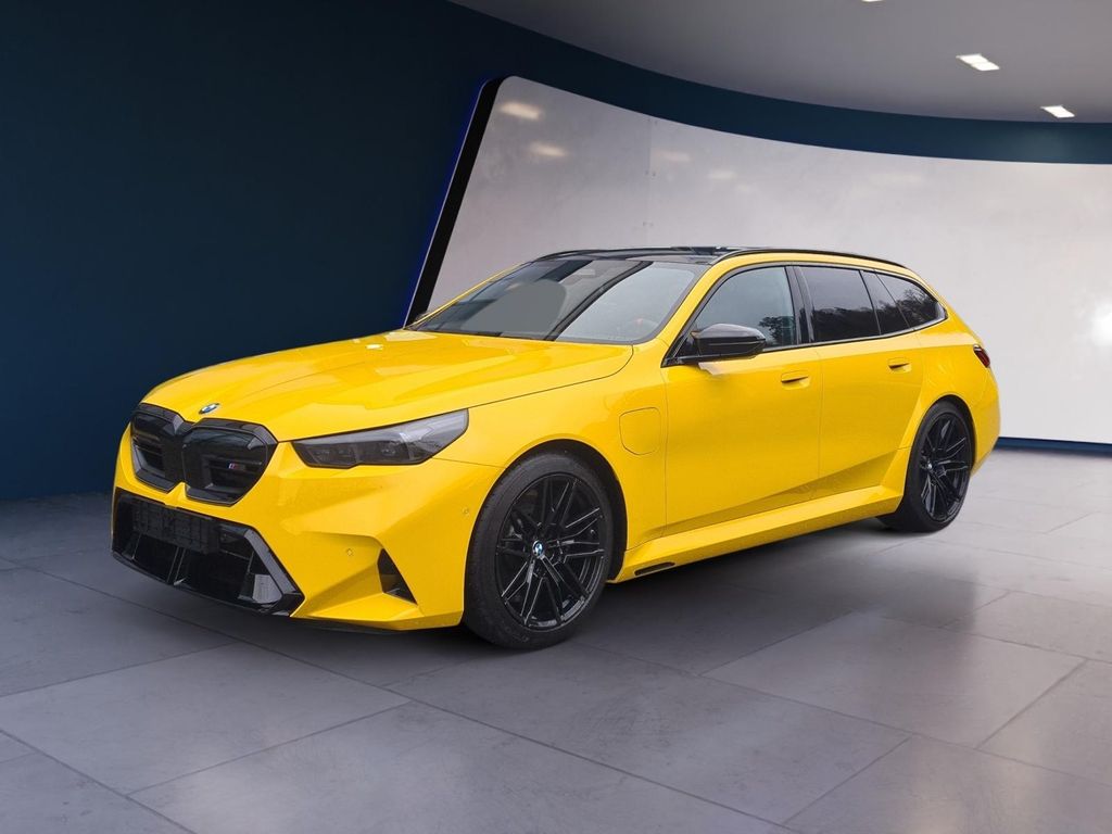 BMW M5 2025