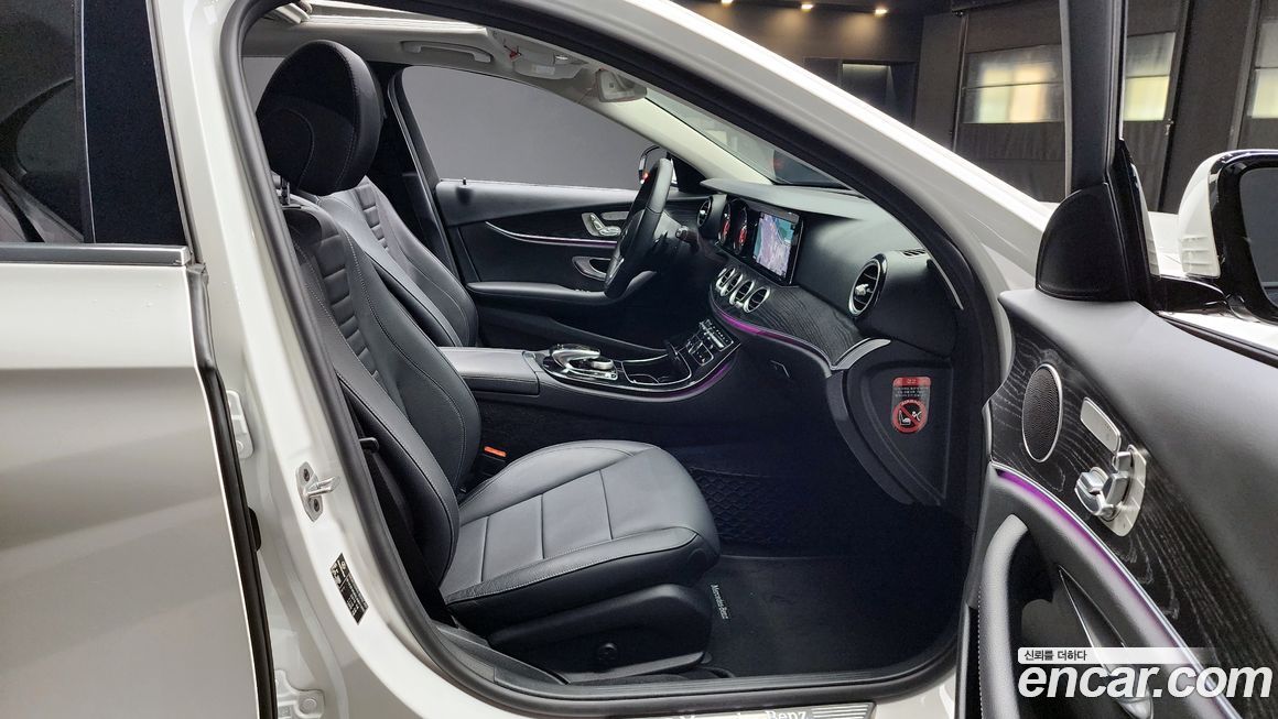 Mercedes-Benz E-Class 2020