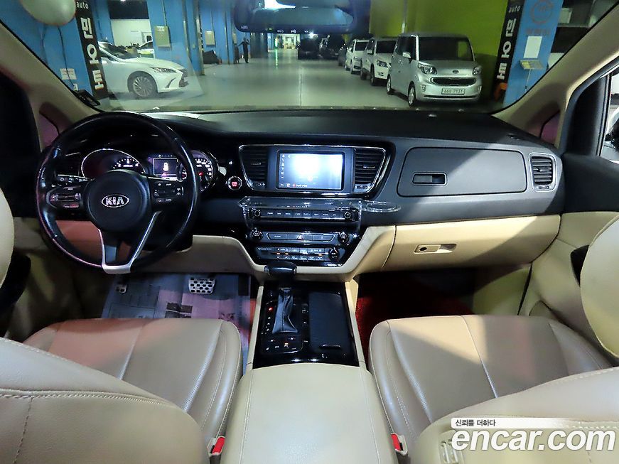Kia Canival 2017