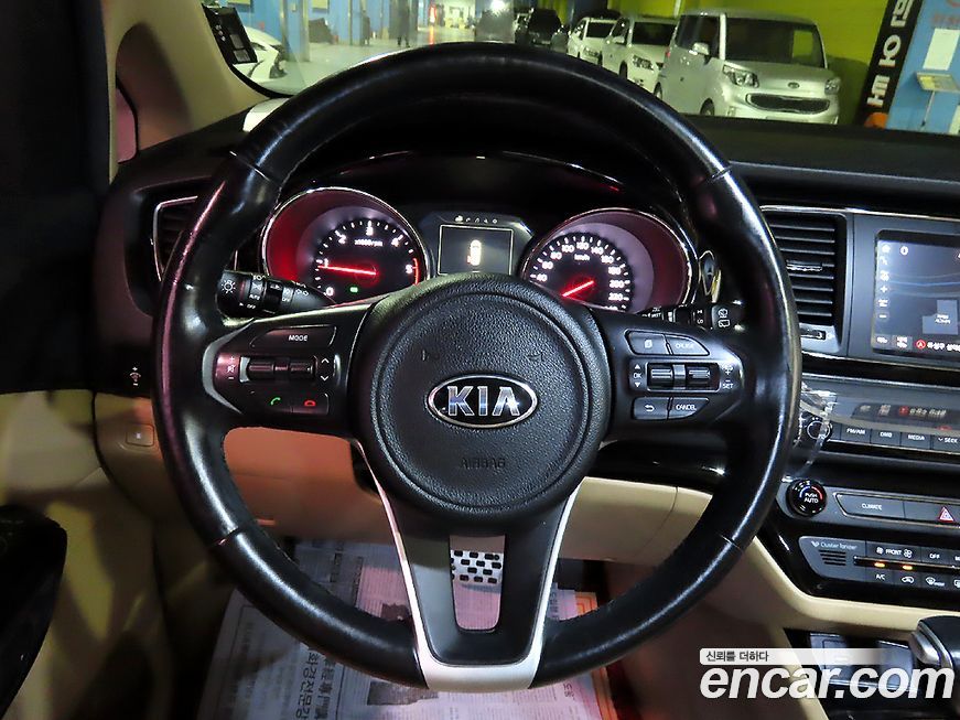 Kia Canival 2017