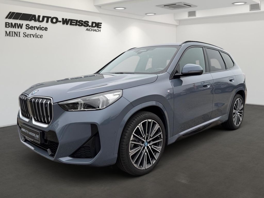 BMW iX1 2023