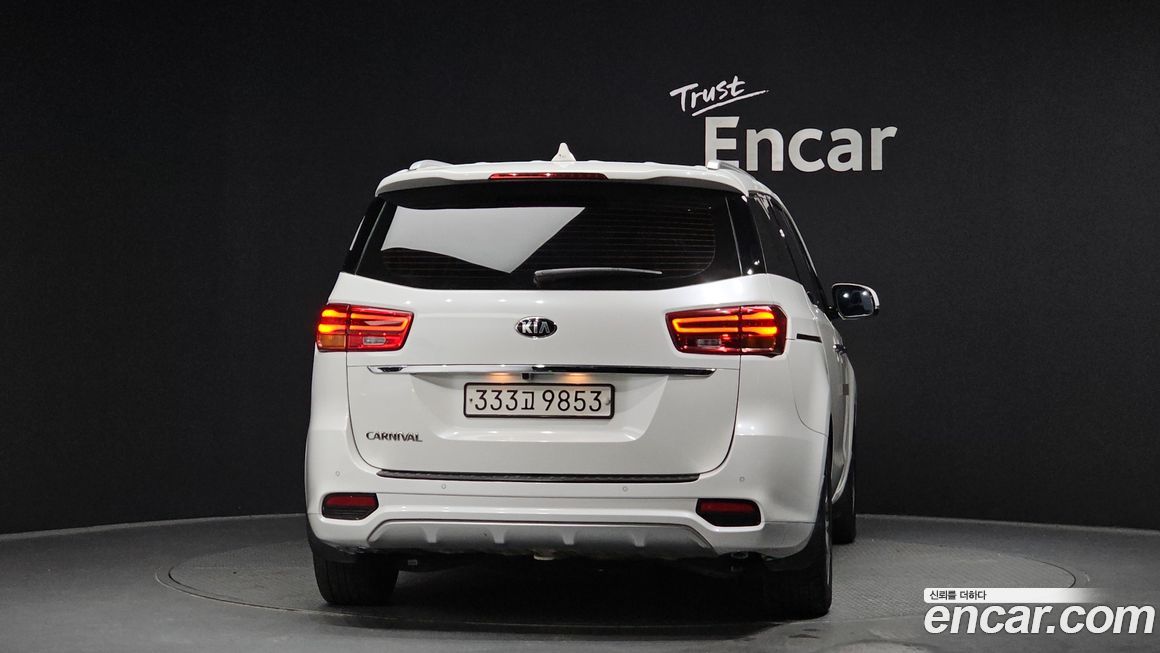 Kia Canival 2019