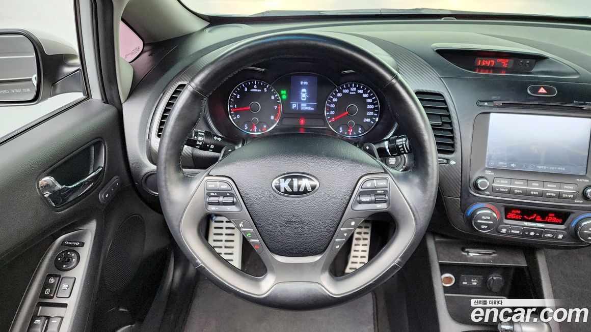 Kia K3 2013