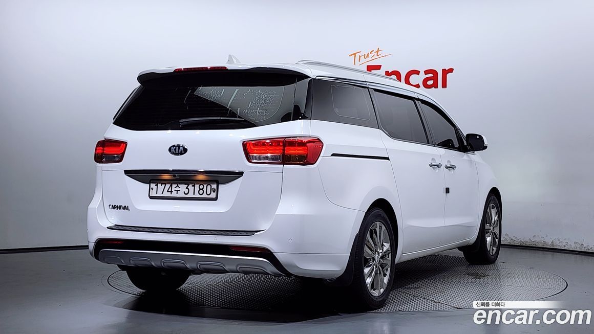 Kia Canival 2018