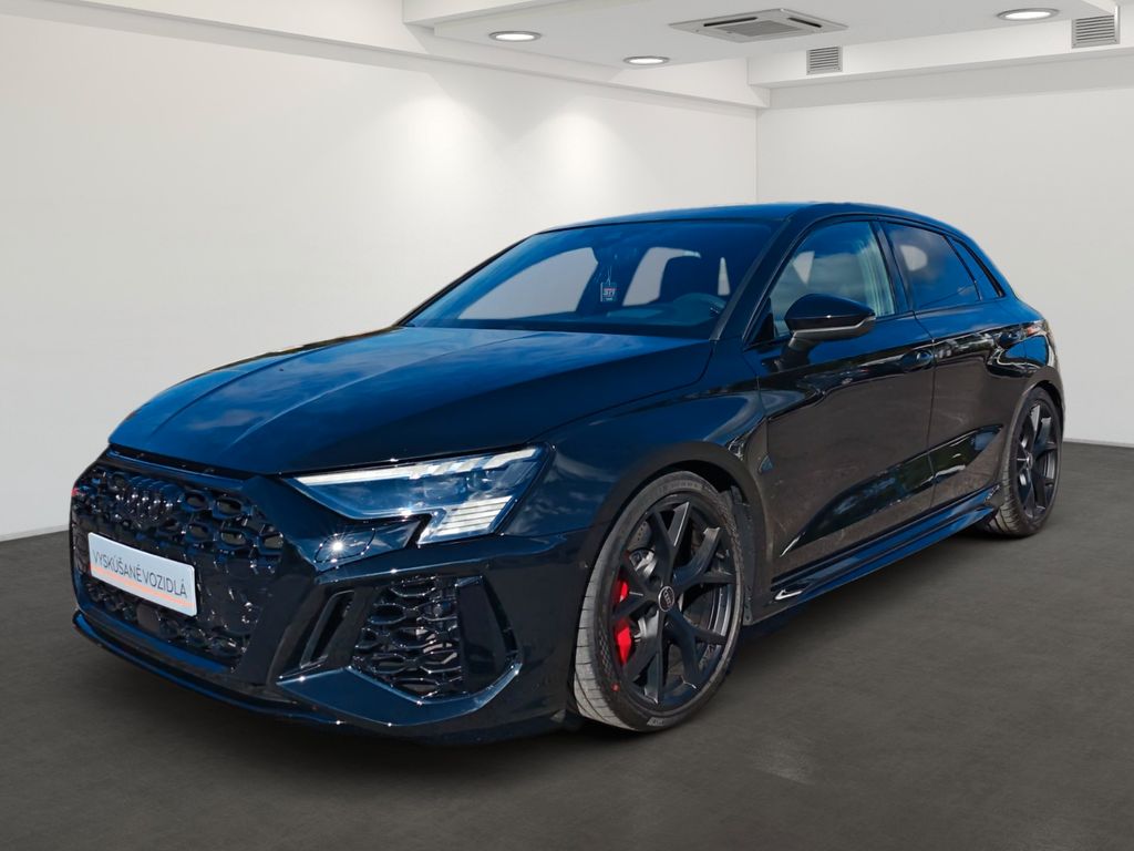 Audi RS3 2024