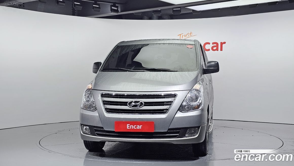 Hyundai Starex 2016