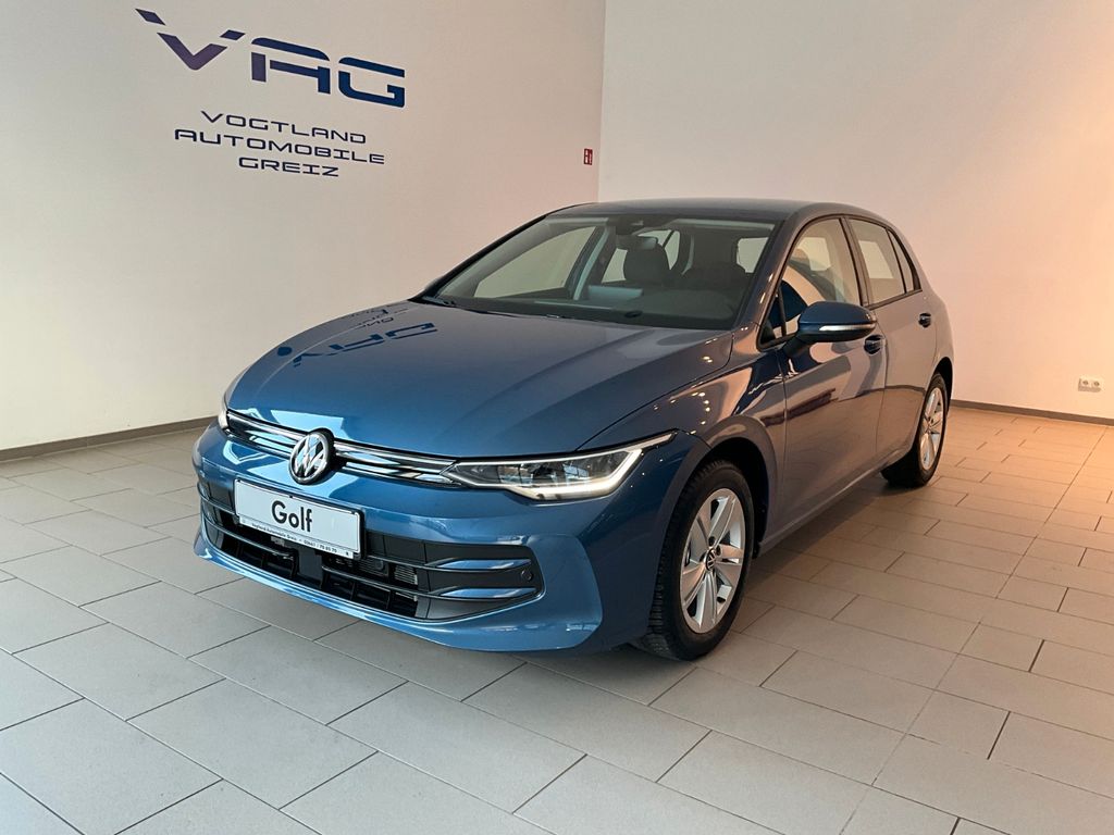 Volkswagen Golf 2024