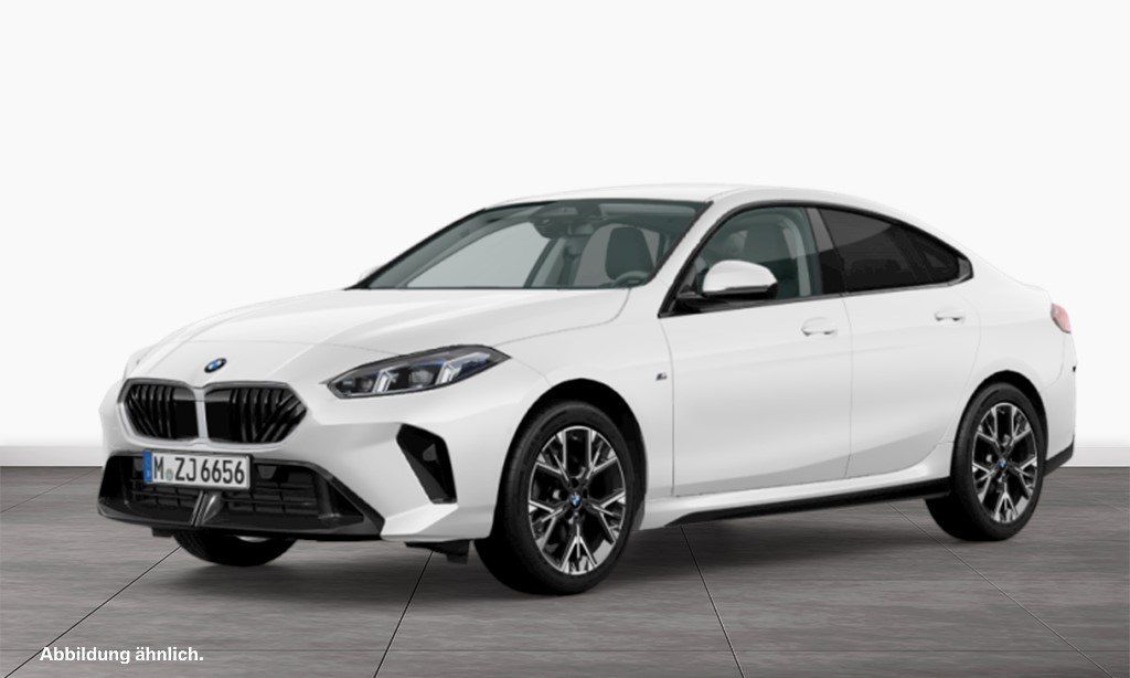 BMW 220 2025