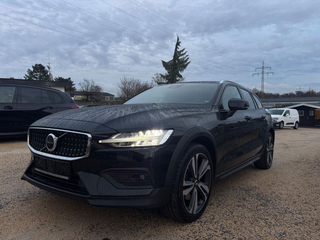 Volvo V60 2022