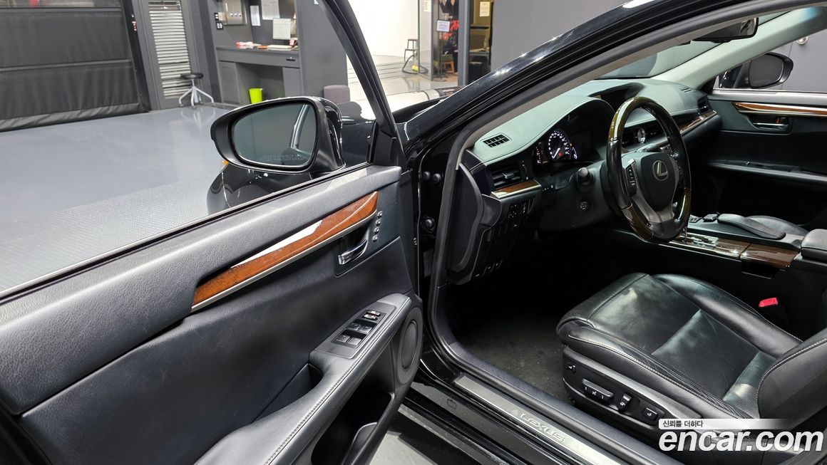 Lexus ES 2015