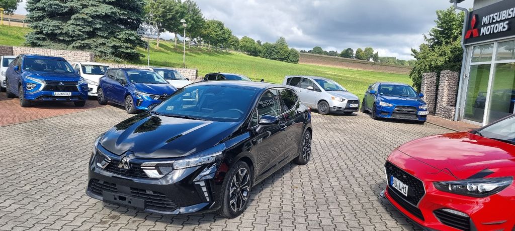 Mitsubishi Colt 2025