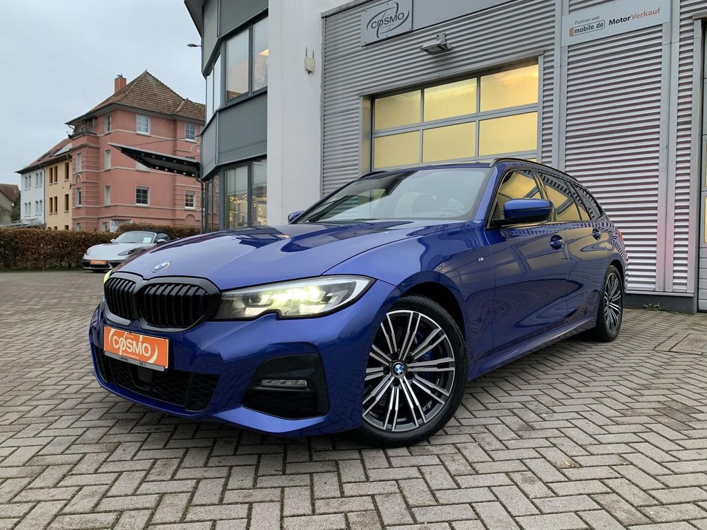 BMW 330 2021