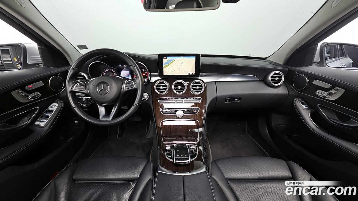 Mercedes-Benz C-Class 2018